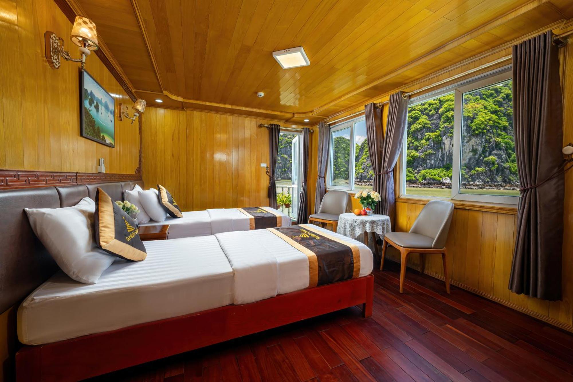 Hotel Sunlight Cruise Ha Long Exteriér fotografie