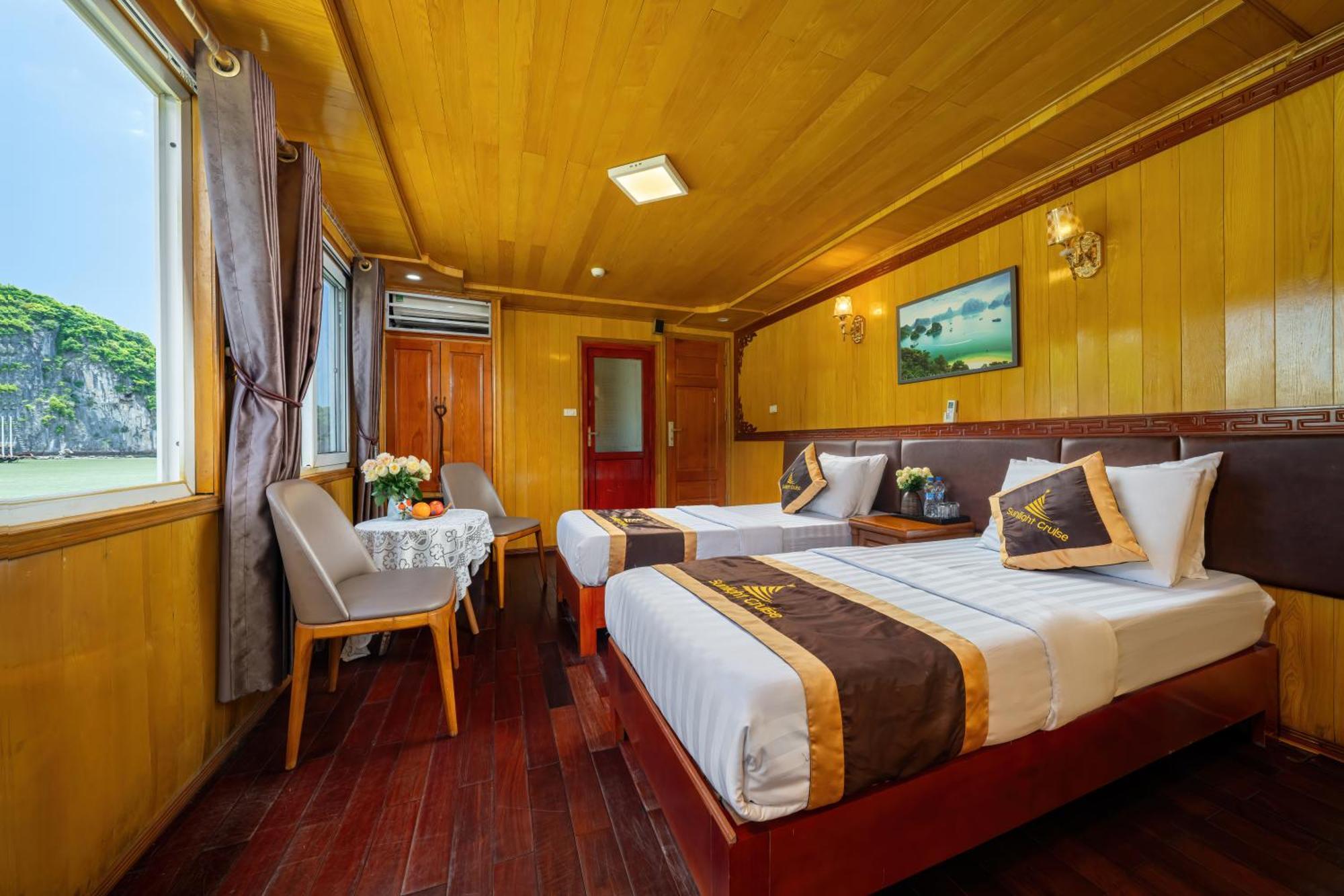 Hotel Sunlight Cruise Ha Long Exteriér fotografie